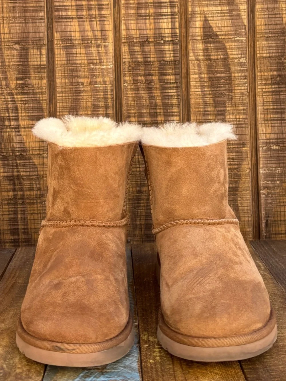 UGG Kandice Chestnut Bow Back Boots